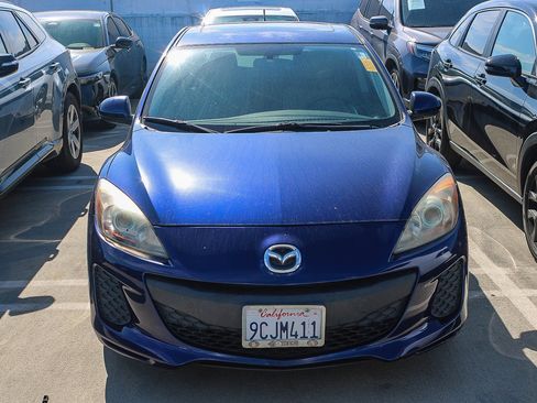 Used 2012 MAZDA MAZDA3 i Grand Touring image 2