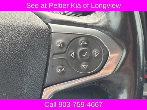 Used 2021 Chevrolet Traverse RS FWD image 30