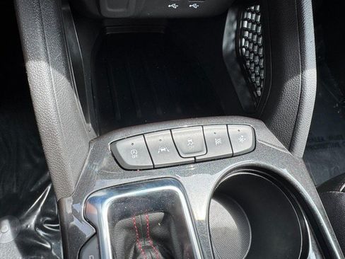 Used 2024 Chevrolet TrailBlazer RS w/ Driver Confidence Package FWD image 21
