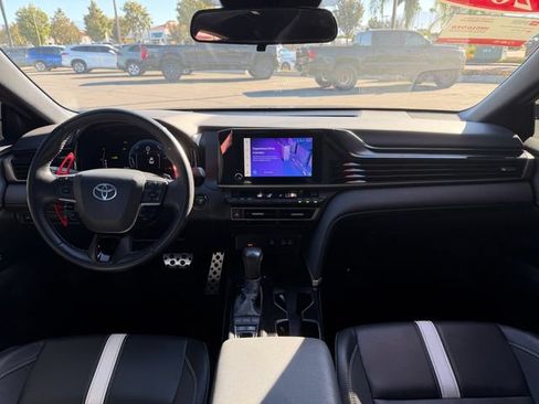 Used 2025 Toyota Camry SE FWD image 17