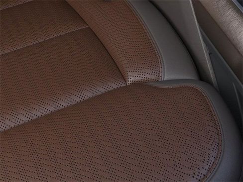 New 2025 Ford F150 King Ranch w/ FX4 Off-Road Package image 16