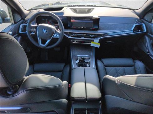 New 2026 BMW X5 xDrive50e image 15