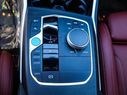 Used 2023 BMW i4 eDrive35 image 21