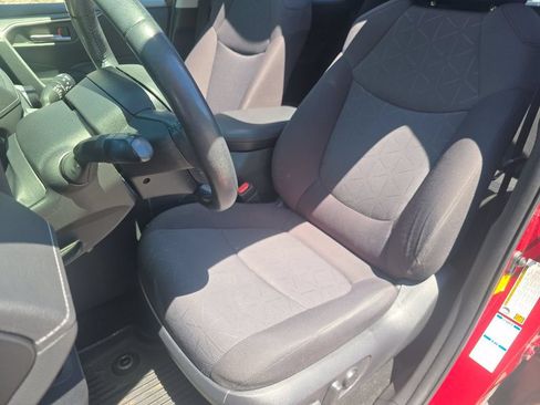 Used 2019 Toyota RAV4 XLE w/ Convenience Package AWD/4WD image 23