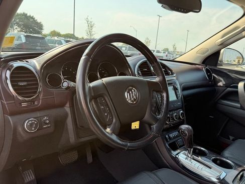 Used 2017 Buick Enclave Premium AWD/4WD image 10
