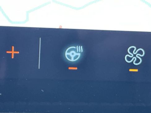 Used 2023 Lincoln Corsair Reserve w/ Equipment Group 201A image 24