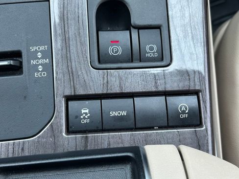 Used 2022 Toyota Highlander Platinum FWD image 33