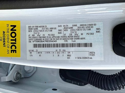 Used 2024 Ford F250 XL w/ XL Chrome Package image 30
