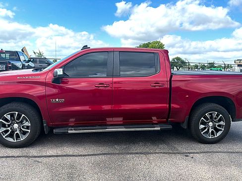 Used 2023 Chevrolet Silverado 1500 LT w/ Protection Package RWD image 4