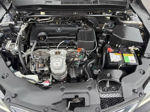 Used 2017 Acura TLX w/ Technology Package FWD image 29