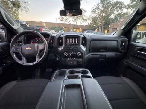 Used 2022 Chevrolet Silverado 1500 Custom image 13