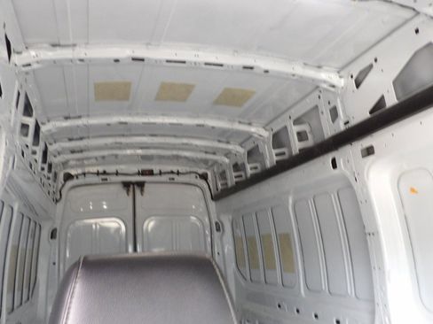 Used 2024 Ford Transit 250 148 High Roof Extended AWD image 30