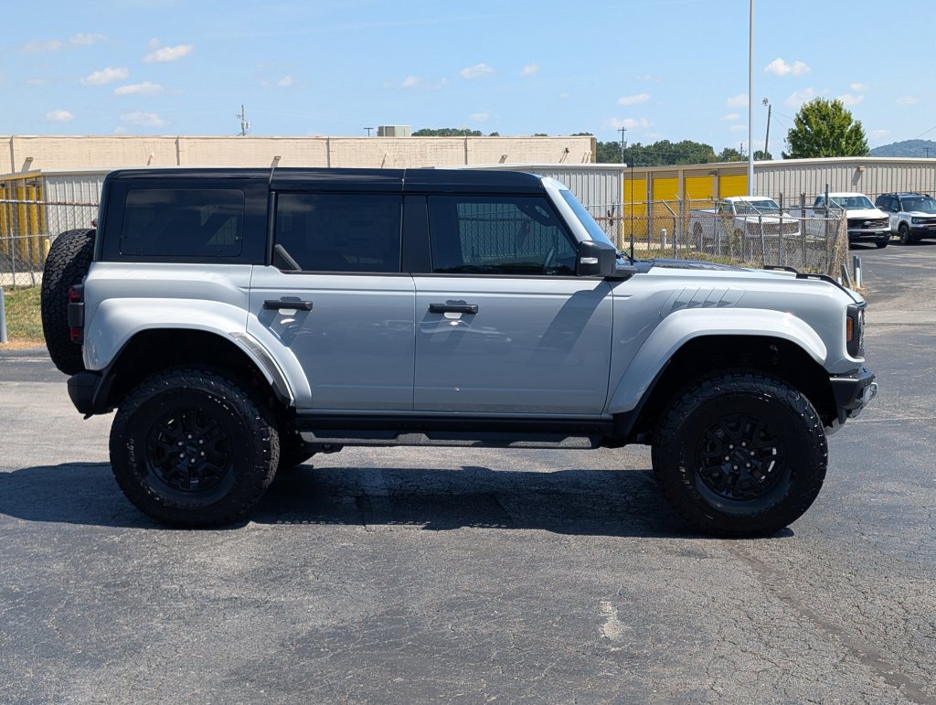 New 2026 Ford Bronco Raptor w/ Interior Carbon Fiber Pack AWD/4WD image 5