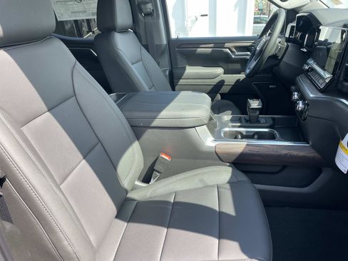New 2026 GMC Sierra 1500 SLT w/ SLT Premium Plus Package image 26