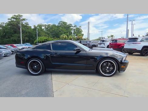 Used 2011 Ford Mustang GT Premium w/ Electronics Pkg RWD image 32