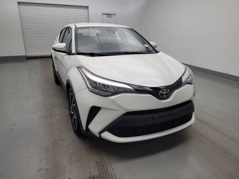 Used 2020 Toyota C-HR XLE FWD image 14