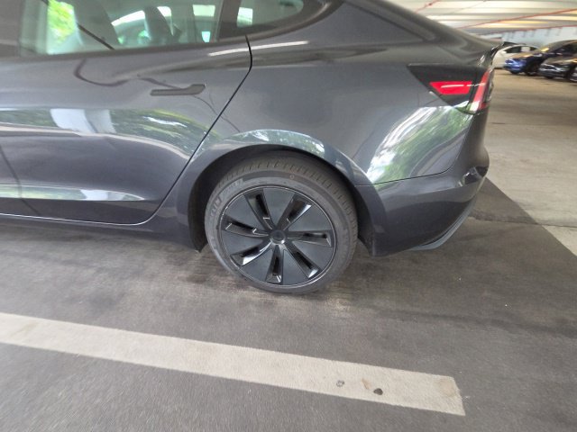 Used 2024 Tesla Model 3 Standard Range RWD image 11