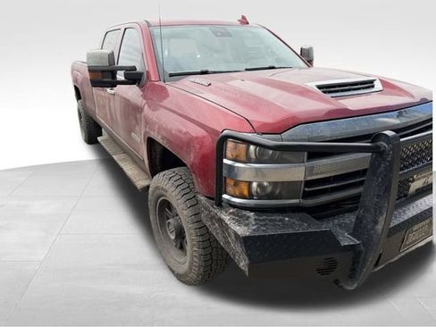 Used 2018 Chevrolet Silverado 3500 High Country w/ Duramax Plus Package image 7