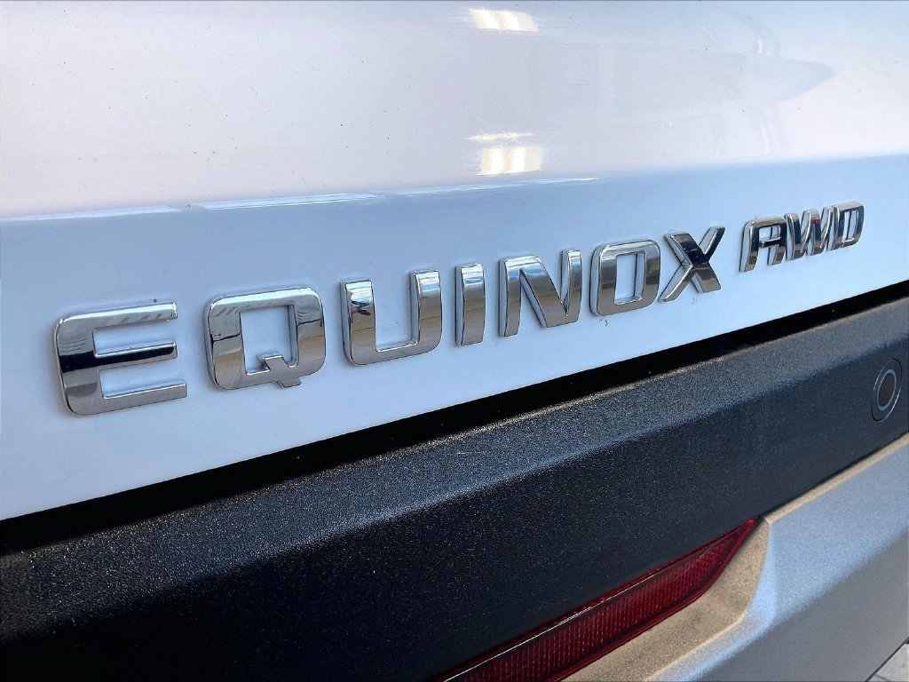 Used 2026 Chevrolet Equinox LT AWD/4WD image 29