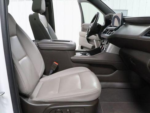 Used 2024 Chevrolet Tahoe Z71 w/ Luxury Package image 30