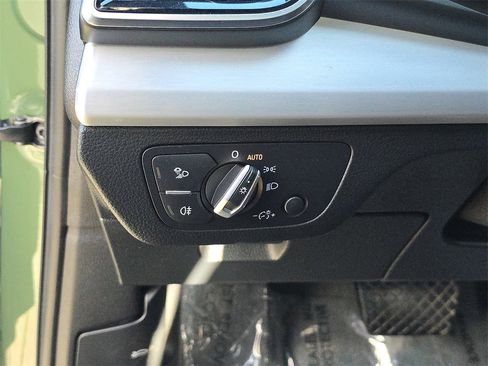 Certified 2023 Audi Q5 e Premium Plus w/ Premium Plus Package image 29