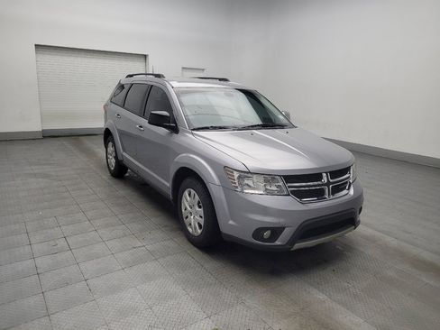 Used 2019 Dodge Journey SE w/ Premium Group image 13