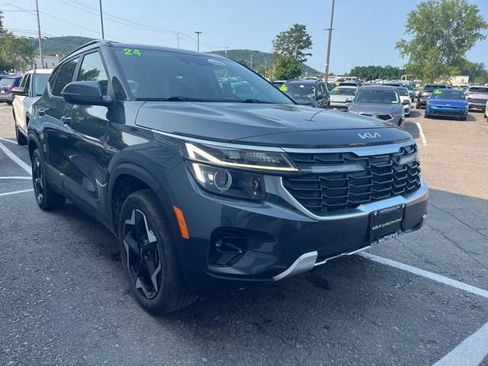 Certified 2024 Kia Seltos EX AWD/4WD image 6