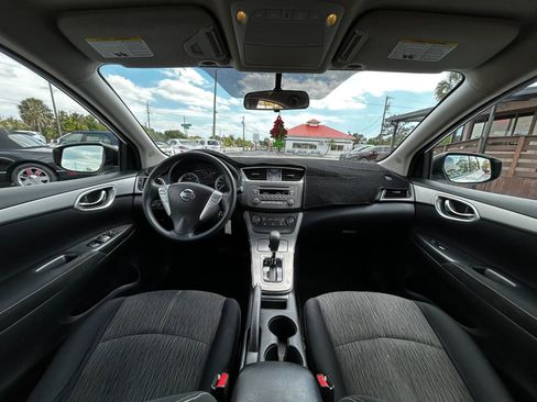 Used 2014 Nissan Sentra SV FWD image 26