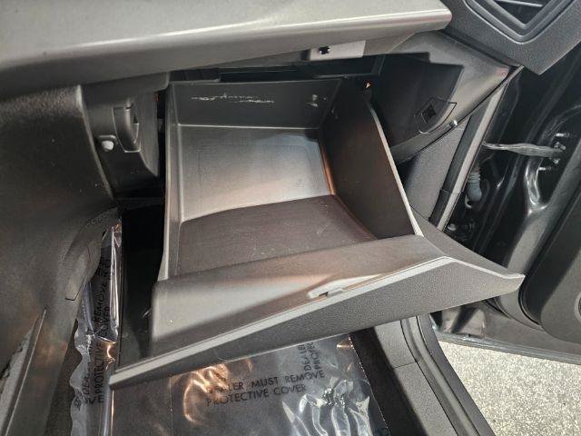 Used 2018 Ford Escape SE w/ Ford Safe & Smart Package FWD image 27
