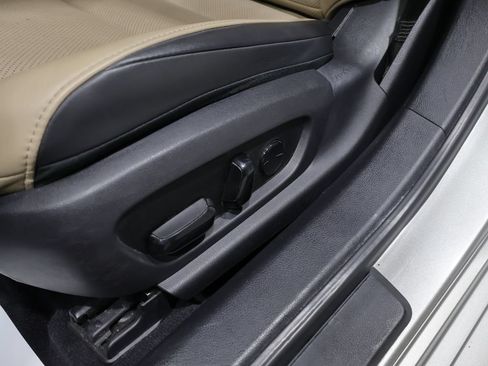 Used 2020 Lexus ES 350 w/ Premium Package FWD image 13