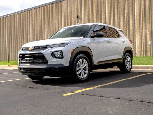 Certified 2022 Chevrolet TrailBlazer LS FWD image 4