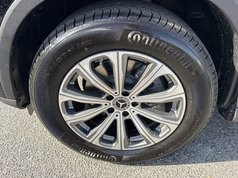New 2026 Mercedes-Benz GLC 300 image 9