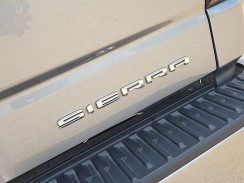 Used 2024 GMC Sierra 1500 Denali Ultimate AWD/4WD image 14
