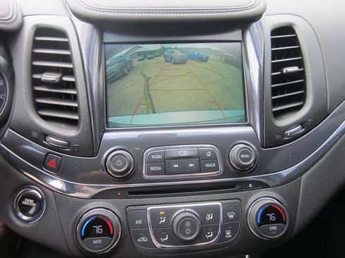 Used 2019 Chevrolet Impala Premier FWD image 15