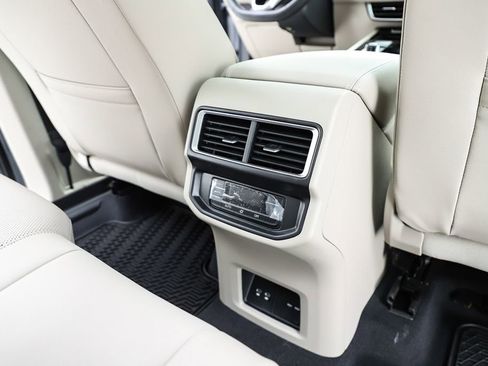 New 2026 Volkswagen Atlas SE image 78