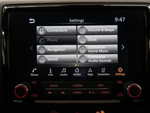 Used 2023 Nissan Frontier PRO-4X w/ Technology Package AWD/4WD image 35