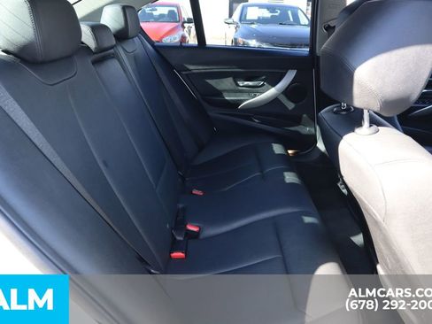 Used 2018 BMW 320i Sedan image 21
