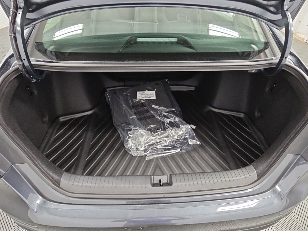 New 2026 Honda Accord LX image 30