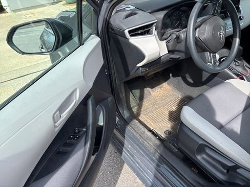 Used 2024 Toyota Corolla LE image 10