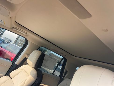 New 2027 Lincoln Navigator Reserve AWD/4WD image 24