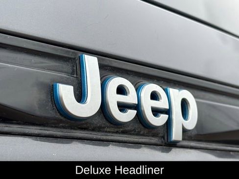 Used 2022 Jeep Grand Cherokee Summit image 20