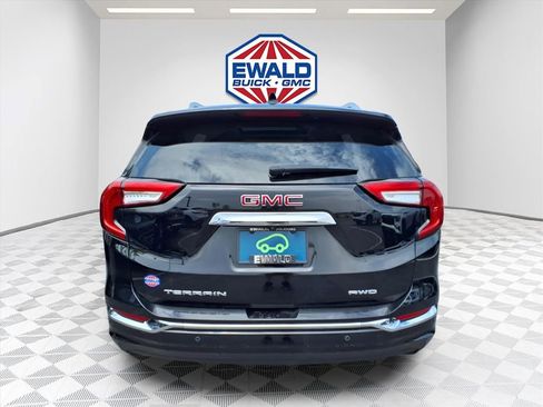 Certified 2024 GMC Terrain Denali w/ Denali Premium Package AWD/4WD image 6