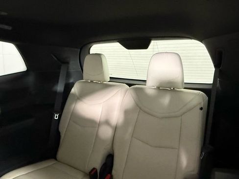 Certified 2023 Cadillac XT6 Sport w/ Technology Package image 22