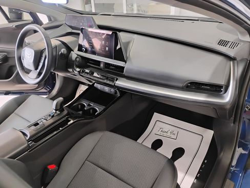 Used 2026 Toyota Prius LE image 58