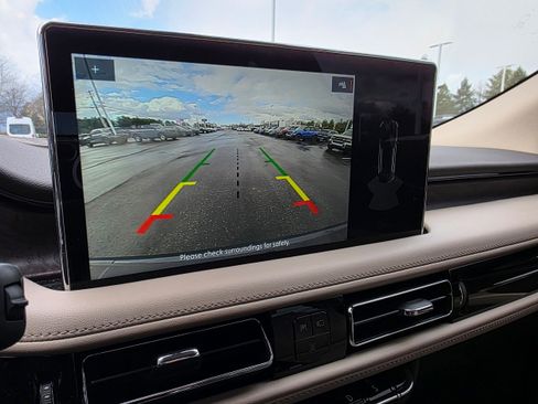 Used 2023 Lincoln Nautilus Reserve image 19