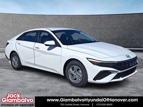 New 2025 Hyundai Elantra SE w/ Cargo Package image 1