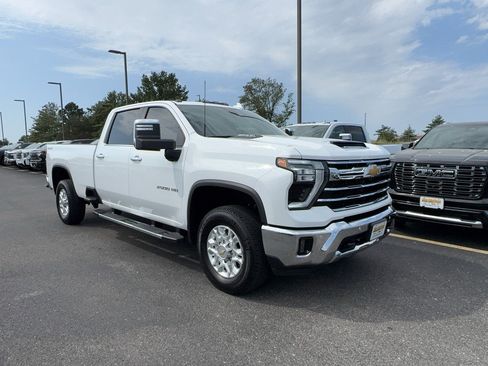 Certified 2024 Chevrolet Silverado 2500 LTZ w/ LTZ Convenience Package AWD/4WD image 2