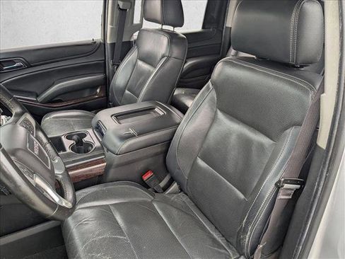 Used 2015 GMC Yukon XL SLE image 16