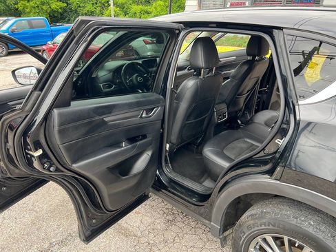 Used 2017 MAZDA CX-5 Touring w/ I-ACTIVSENSE Package image 12