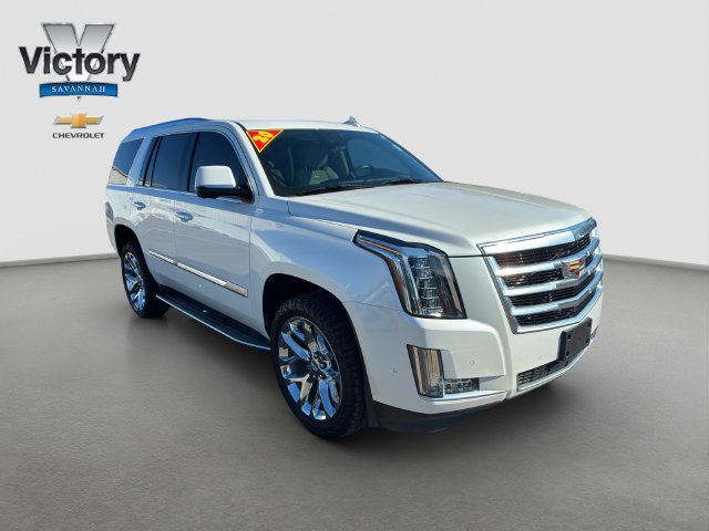 Used 2020 Cadillac Escalade Luxury AWD/4WD image 9